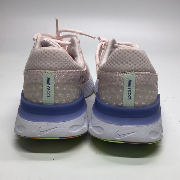 Women’s React Infinity Run FK 3 PRM DO9477-600 USED Size 9 - Picture 4 of 12